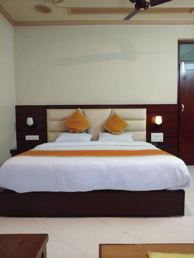 Hotel Samrat Rajasthan Hanumangarh Екстер'єр фото